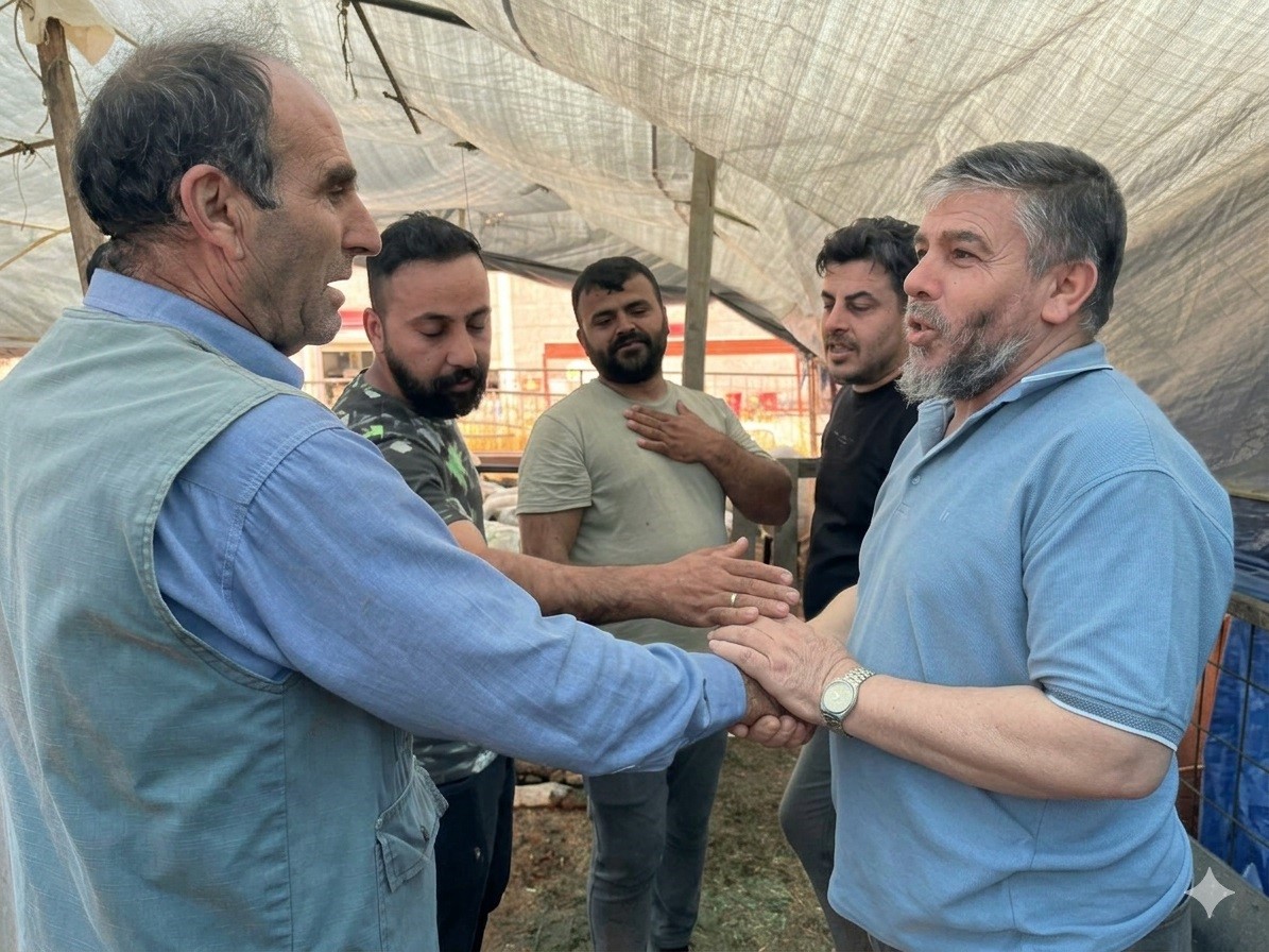 İzmir kurban pazarlarında sosyal medya rüzgarı