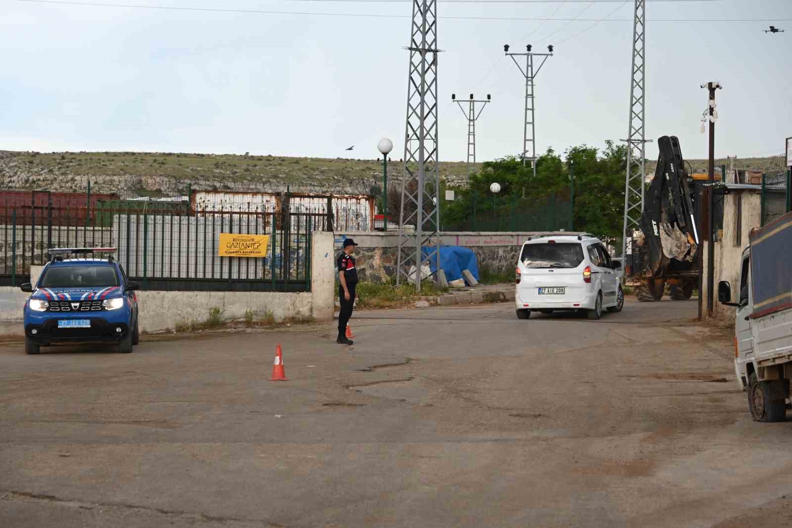 Jandarmadan kurban pazarlarında dron destekli denetim
