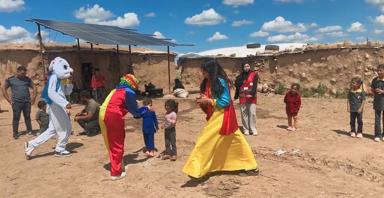Binlerce kilometrelik g&ouml;n&uuml;l k&ouml;pr&uuml;s&uuml;
