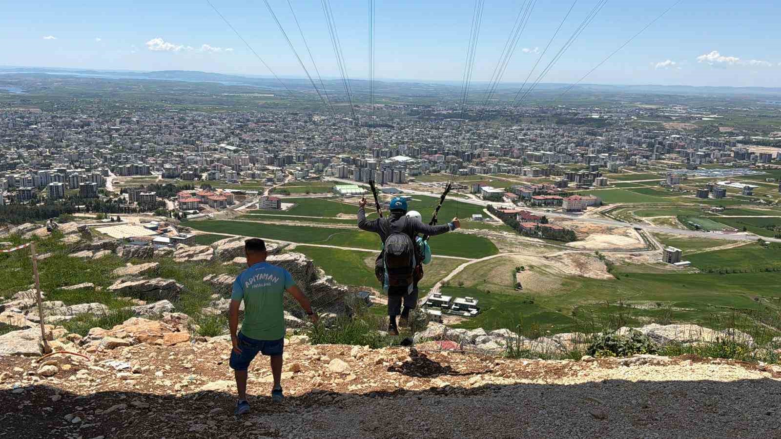 Adıyaman, yama&ccedil; paraş&uuml;t&uuml; u&ccedil;uş merkezi olma yolunda
