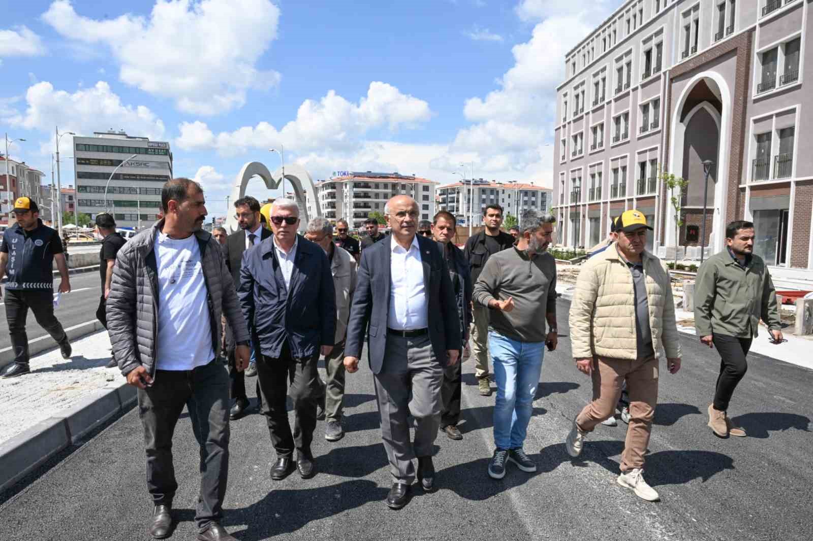 Turgut Temelli Caddesi trafiğe açıldı