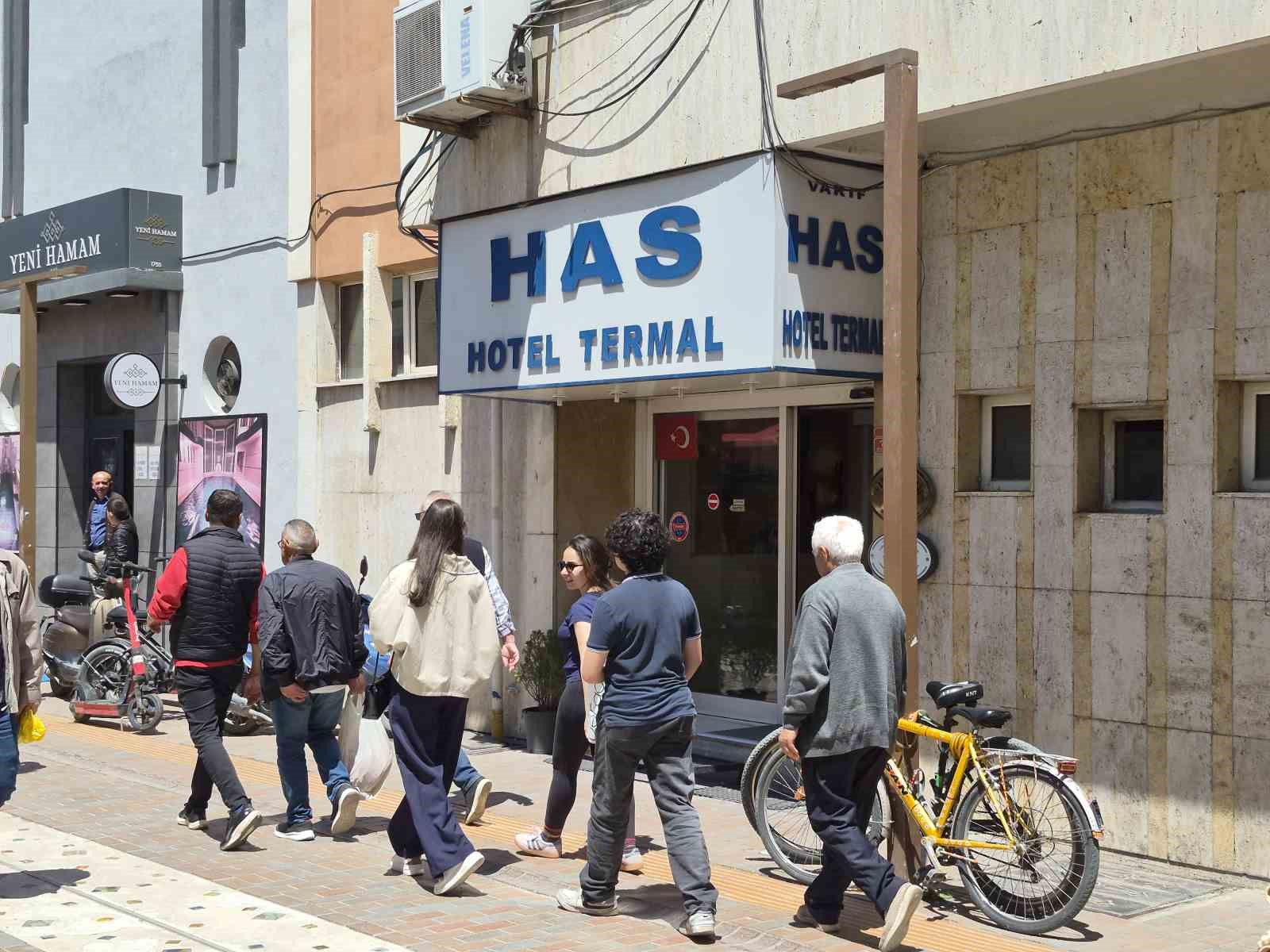 Hamamda fenalaşan 12 yaşındaki &ccedil;ocuk hayatını kaybetti
