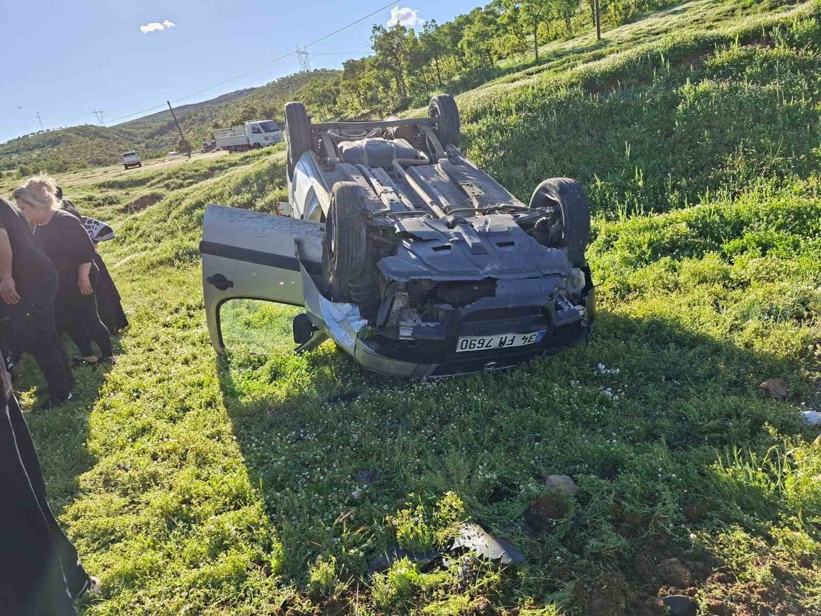 Bingöl’de peş peşe trafik kazaları: 6 yaralı