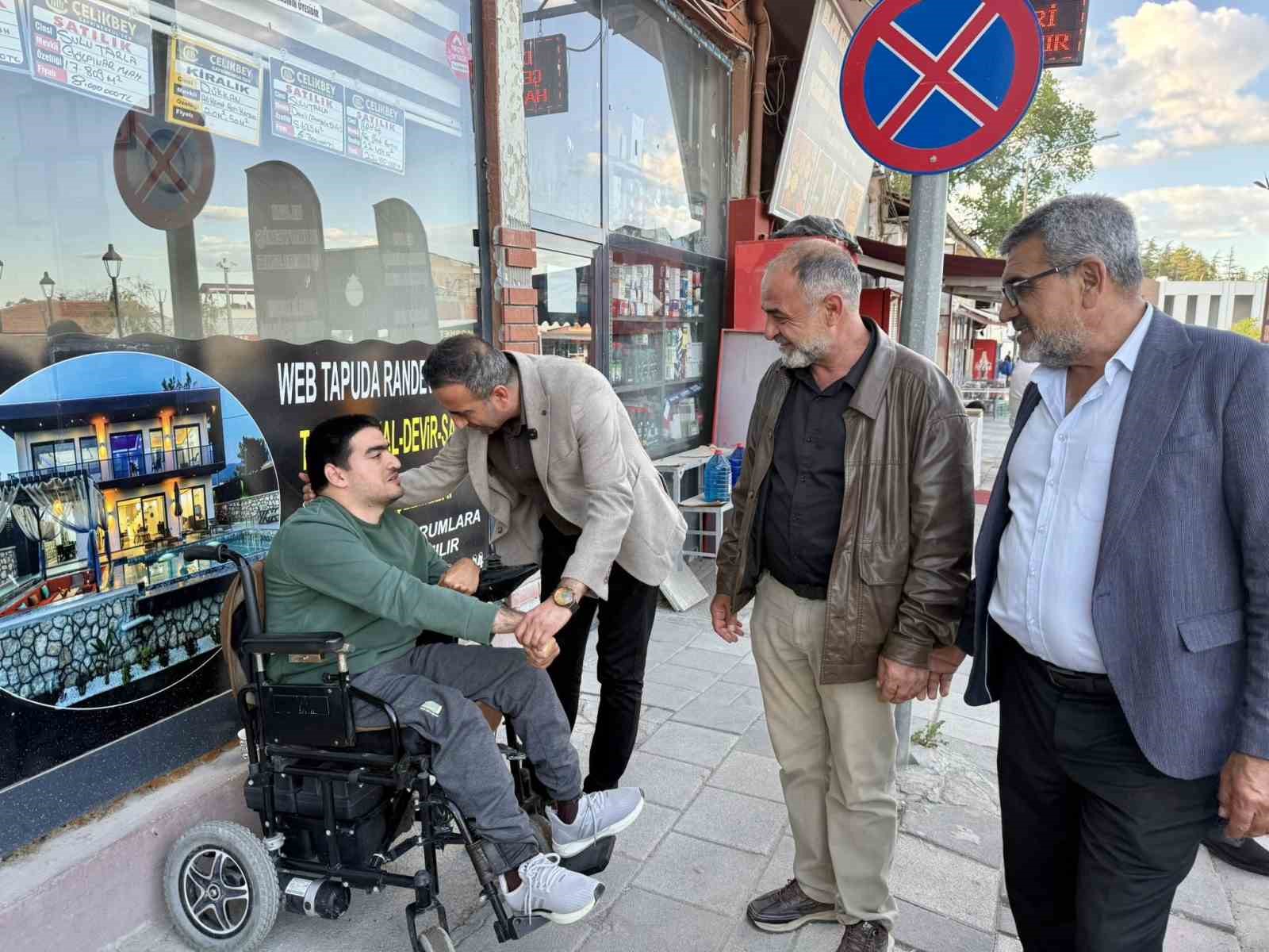 Akçadağ Belediye Başkanı Ulutaş’tan bayram öncesi esnaf ziyareti