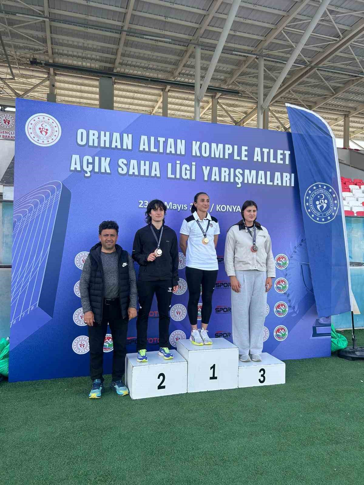 Aydınlı sporculardan Konya’da madalya yağmuru
