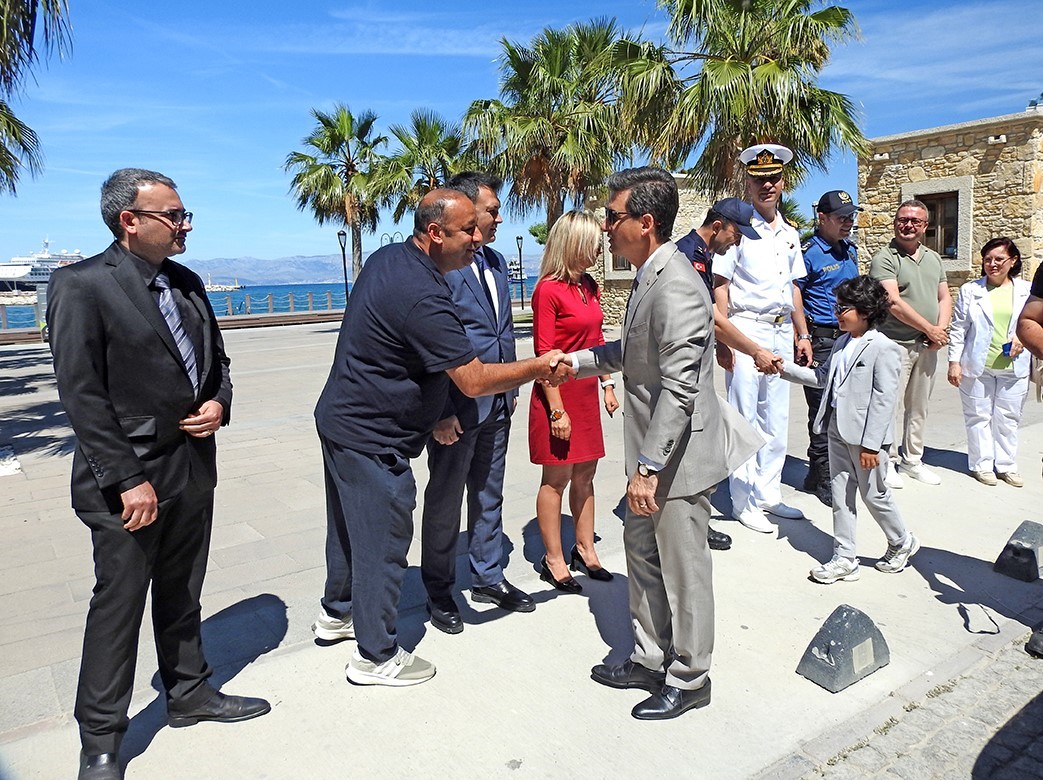 Çeşme Kalesi’nde bayramlaşma programı düzenlendi