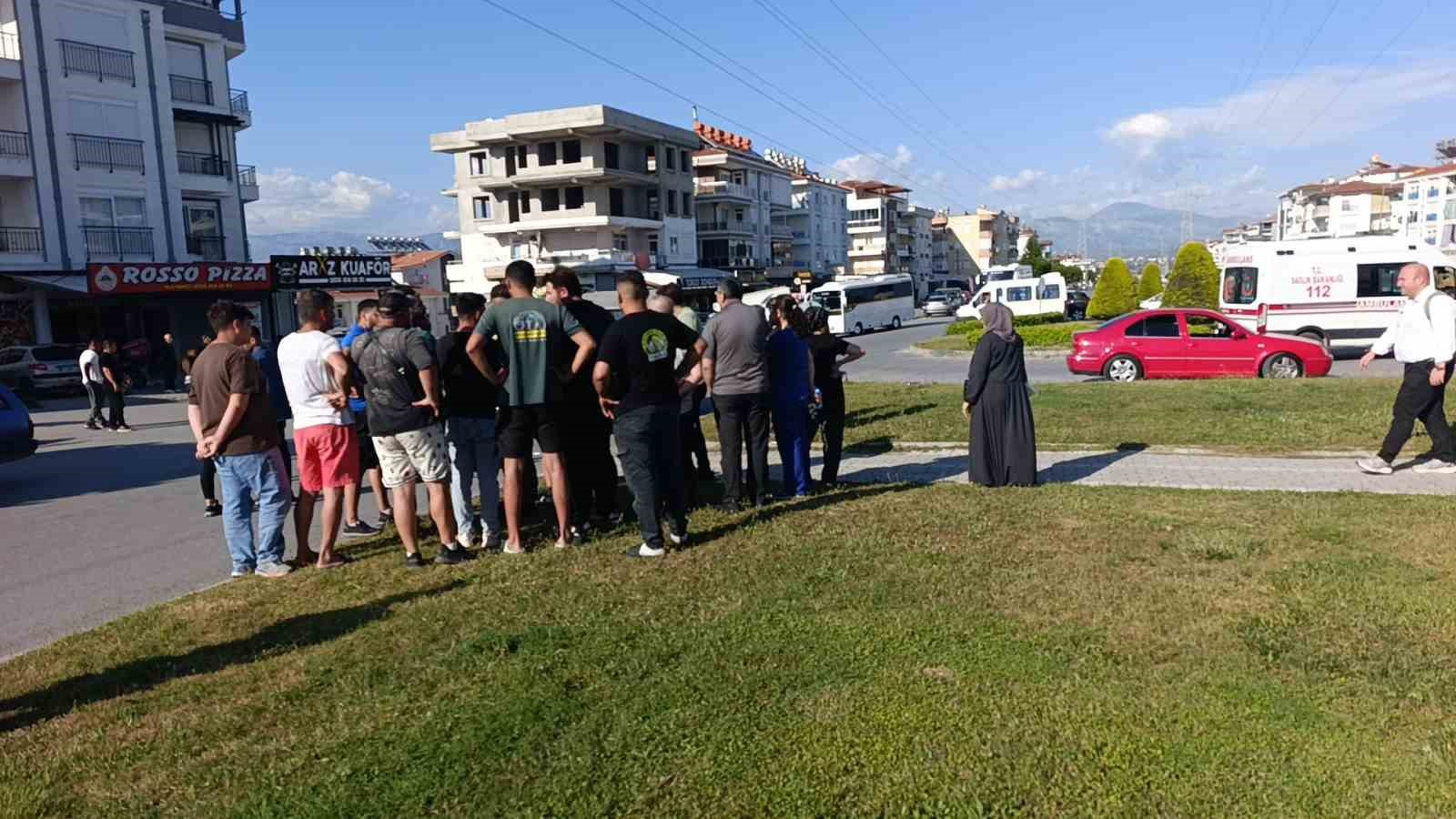 Kazadan yaralı kurtulan s&uuml;r&uuml;c&uuml;ye araca plaka takmamaktan 46 bin TL ceza
