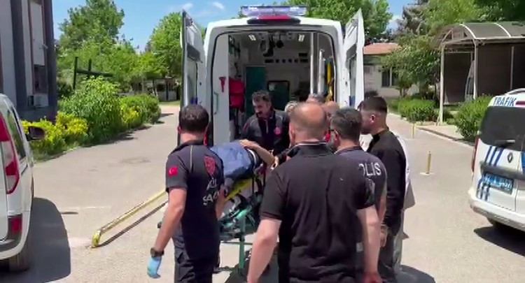 Adıyaman&rsquo;da bayram sabahı silahlı kavga: 5 yaralı
