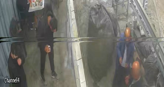 Kurbanlık bakarken &ouml;l&uuml;mden d&ouml;nd&uuml;, &rsquo;Heimlich manevrası&rsquo; ile hayata tutundu

