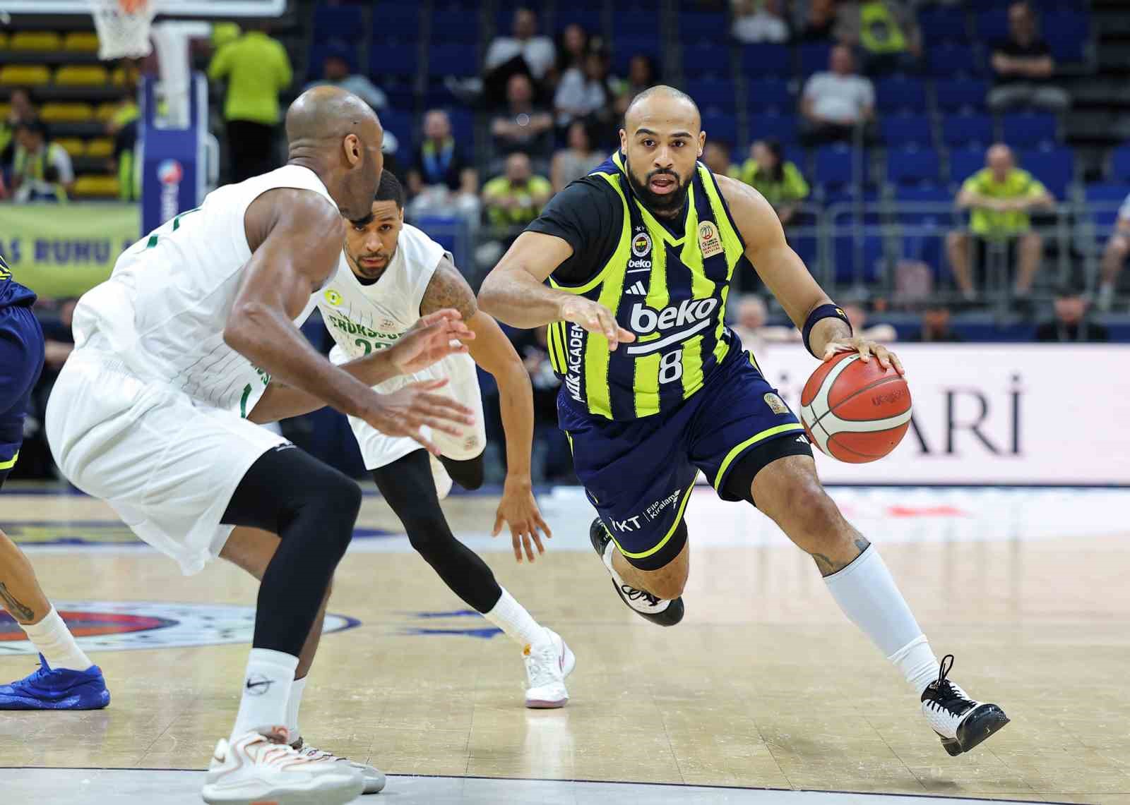 Fenerbah&ccedil;e Beko, seride 1-0 &ouml;ne ge&ccedil;ti

