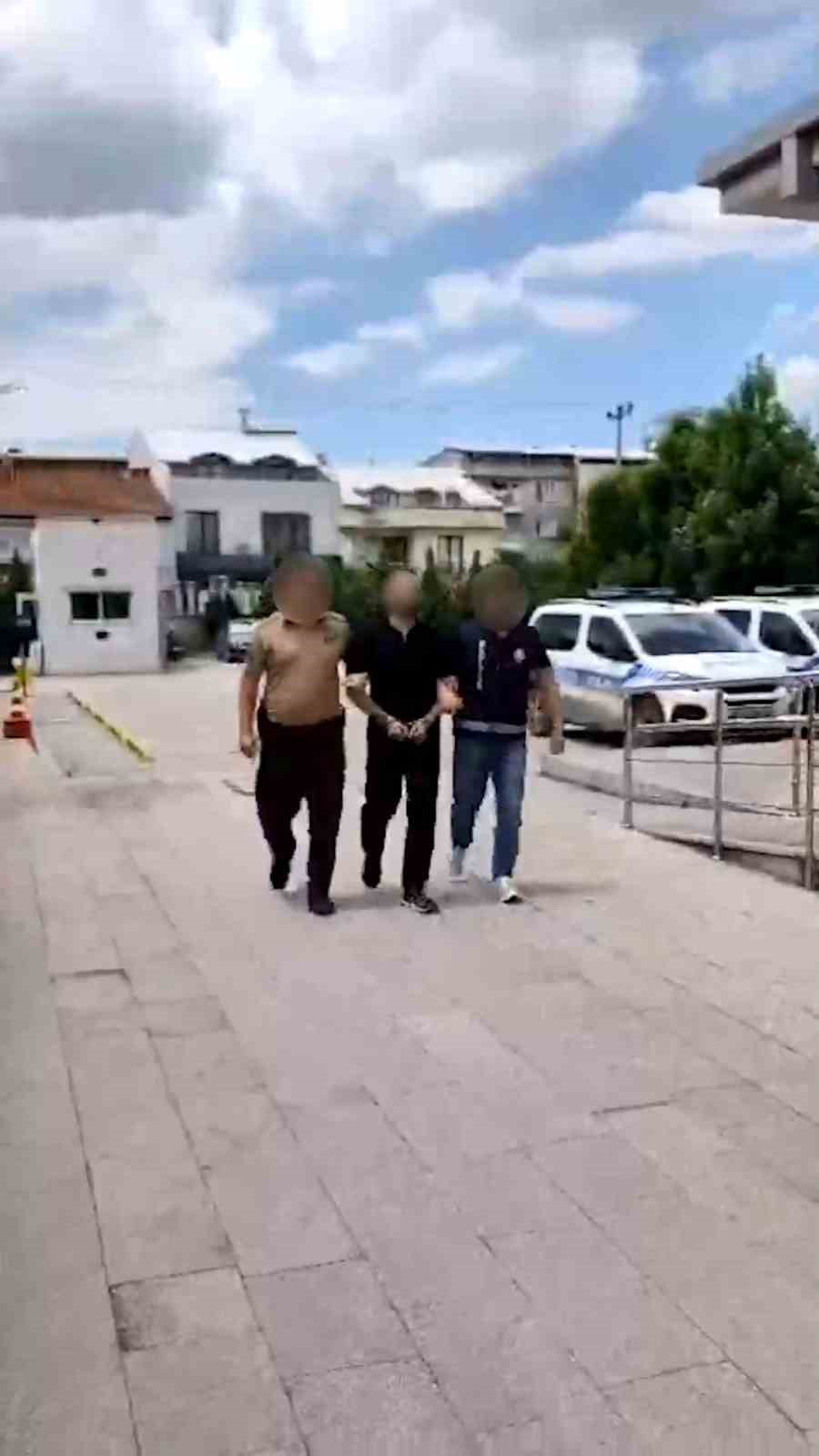 22 ayrı suçtan 9 yıl aranması olan şahıs yakalandı