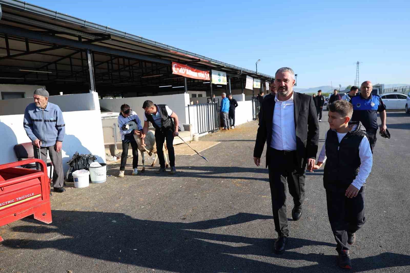 Pursaklar&rsquo;da Kurban Bayramı hizmetine tam not
