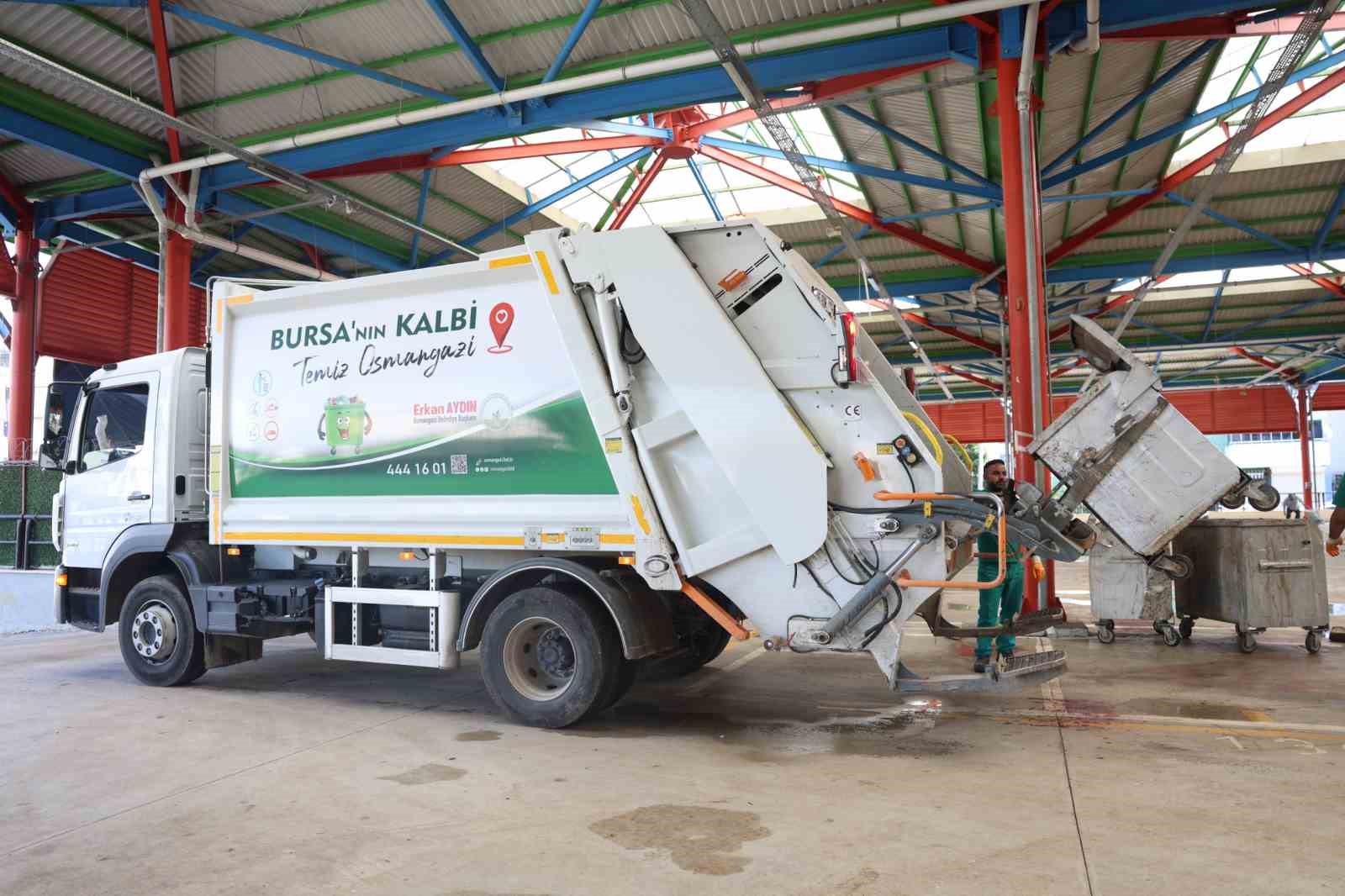 Osmangazi’de kurban kesim alanları titizlikle temizleniyor