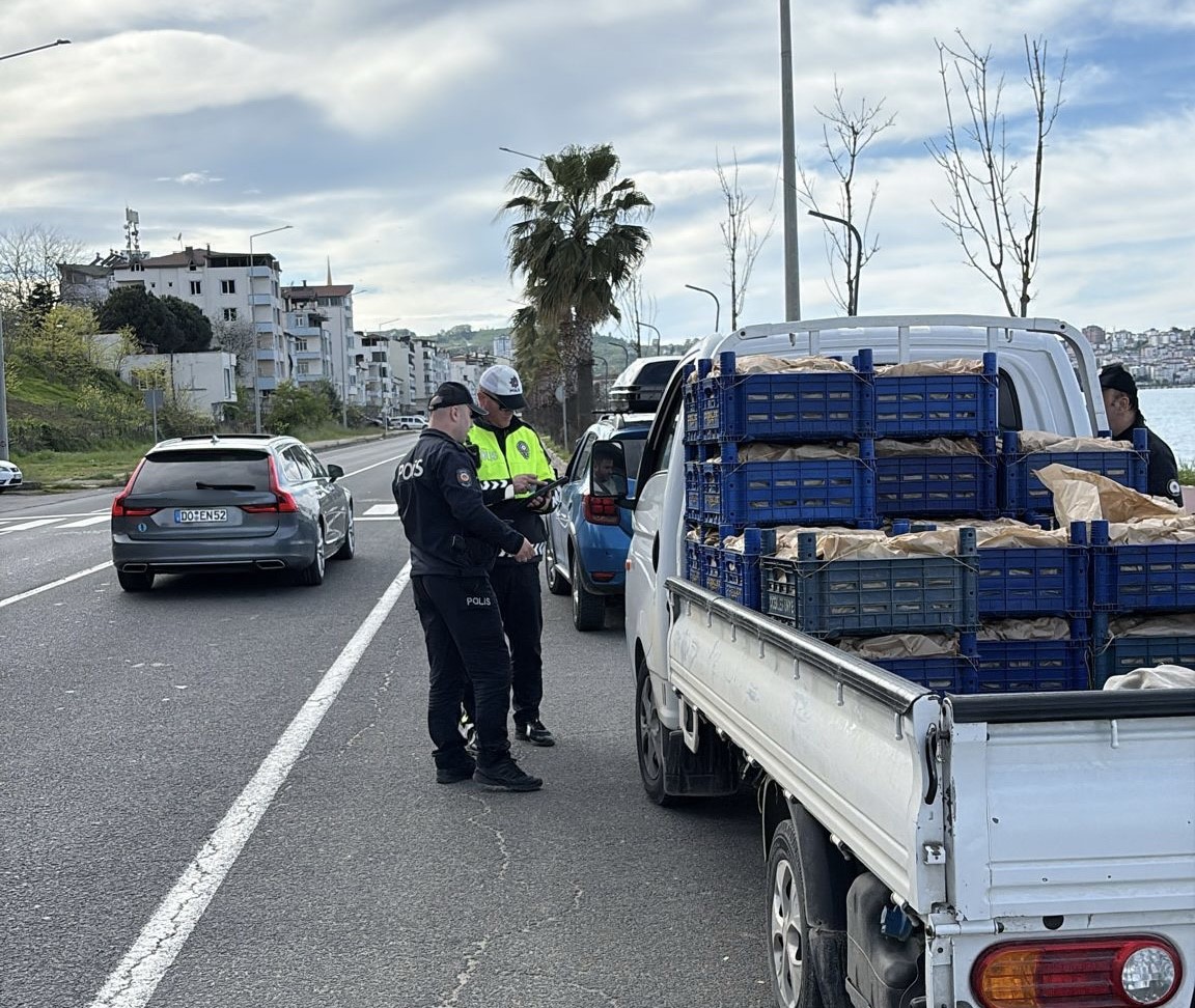 Ordu&rsquo;da polis bayramda g&ouml;rev başında
