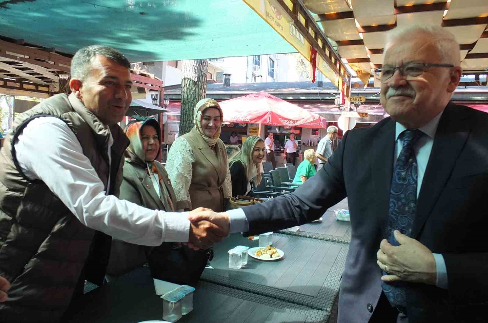 Burhaniye’de resmi bayramlaşma töreni