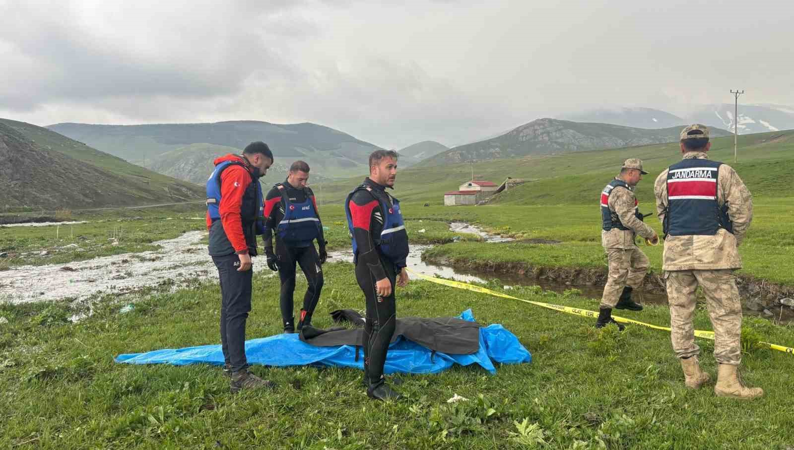 Kayıp olarak aranan kadının cansız bedeni derede bulundu