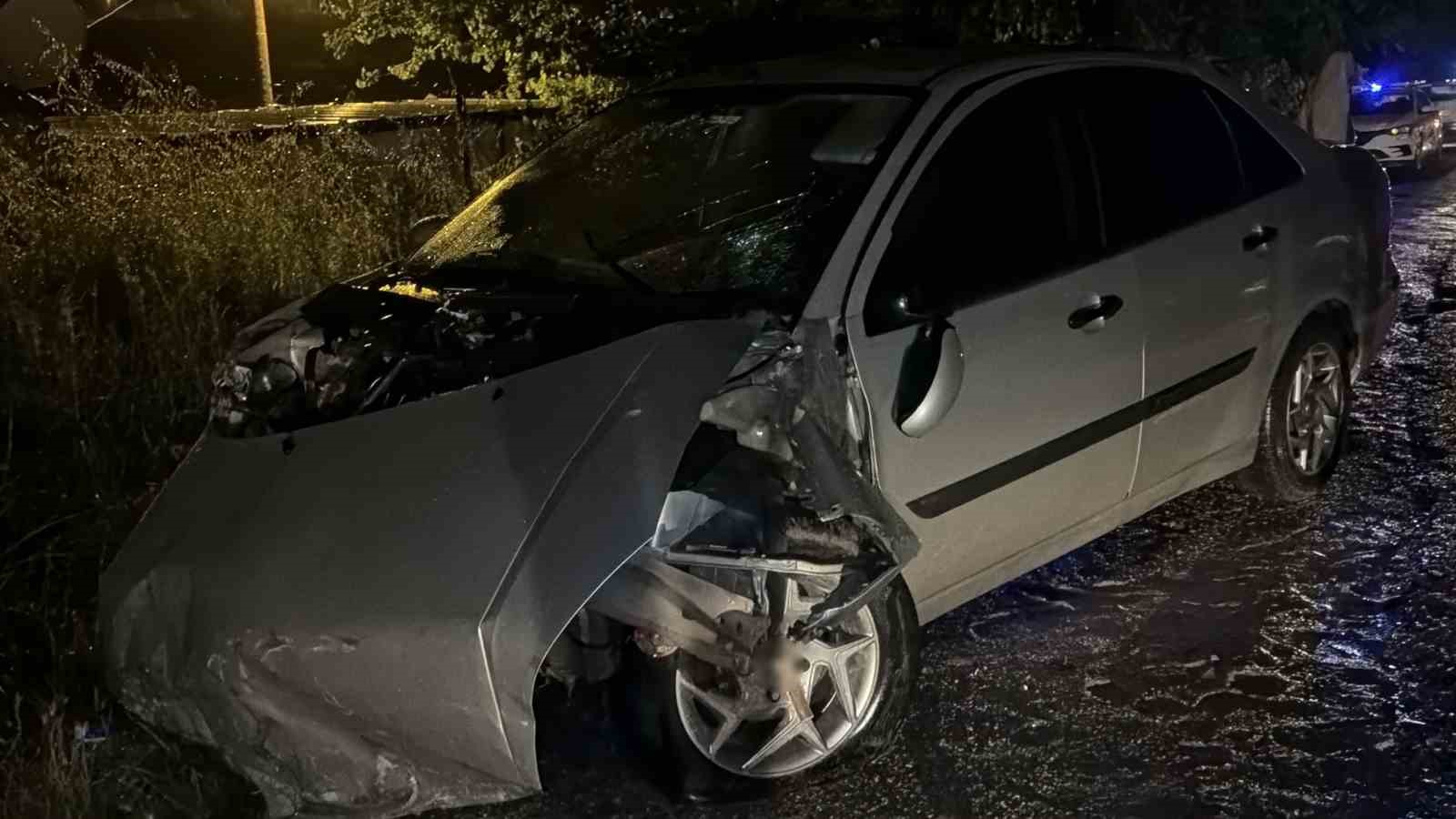 Osmaniye’de iki otomobil çarpıştı: 2 yaralı