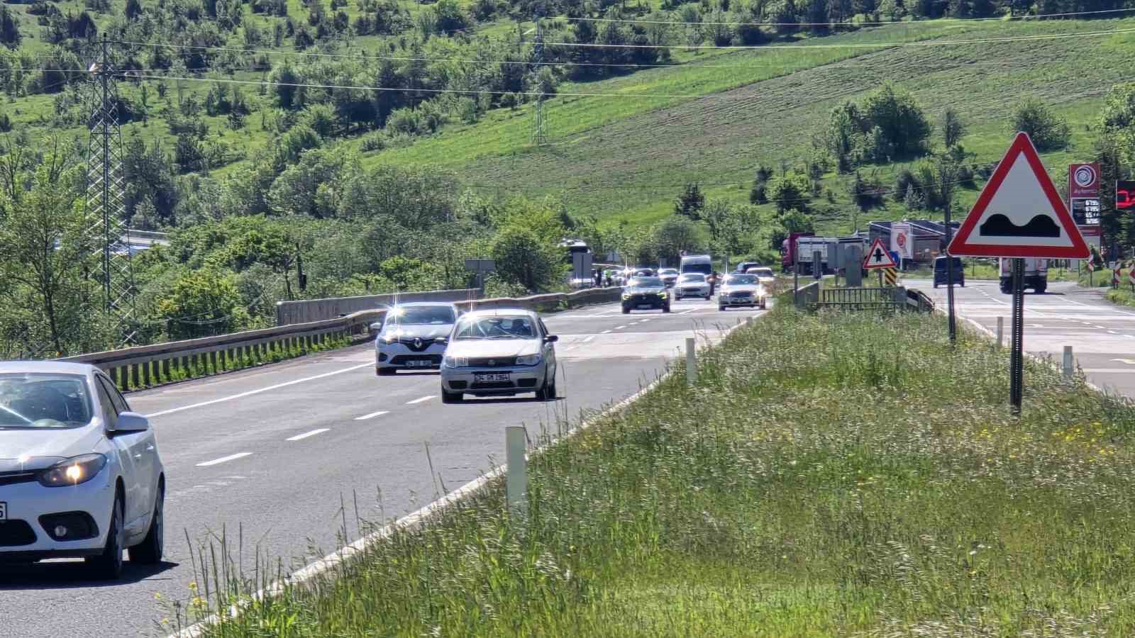 Kemikli Rampaları’nda bayram dönüşü yoğunluğu sürüyor