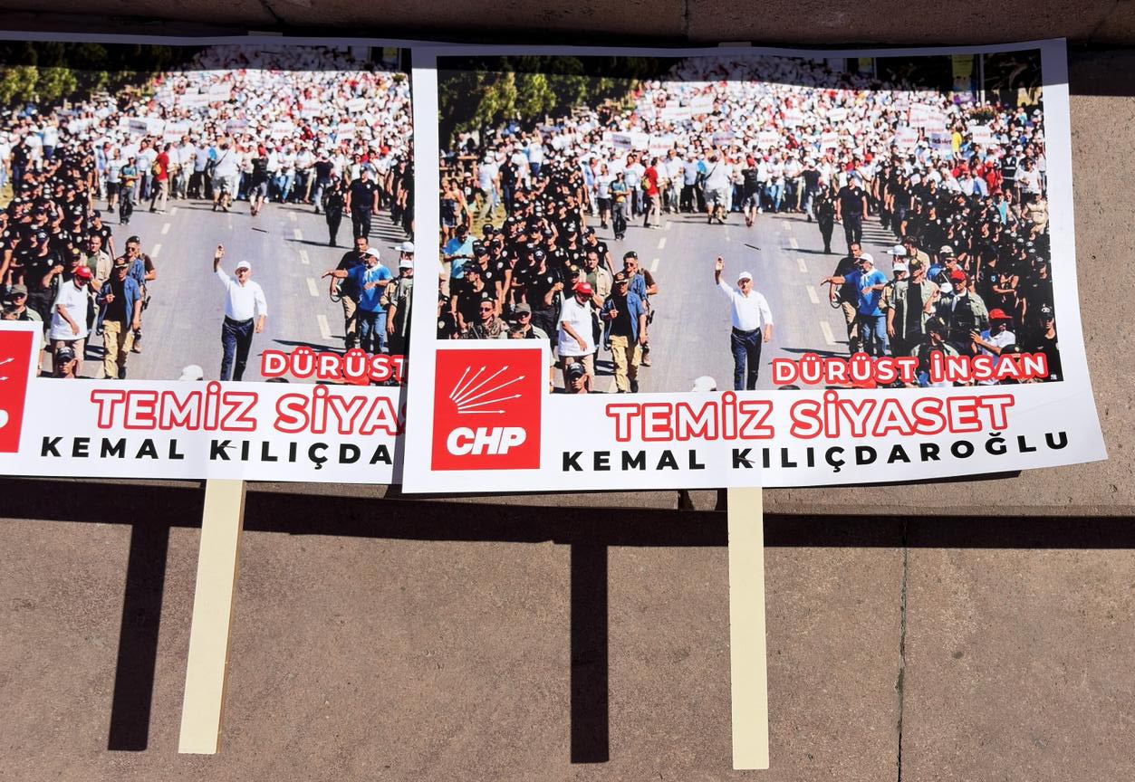 Kılıçdaroğlu’nun bayramlaşma programı öncesi CHP Genel Merkezi’nde hazırlıklar tamamlandı
