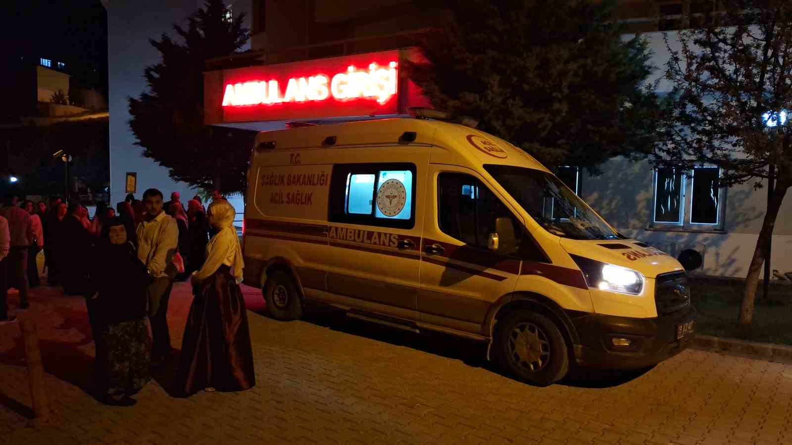 Çorum’da iki otomobil çarpıştı: 1’i ağır 7 yaralı