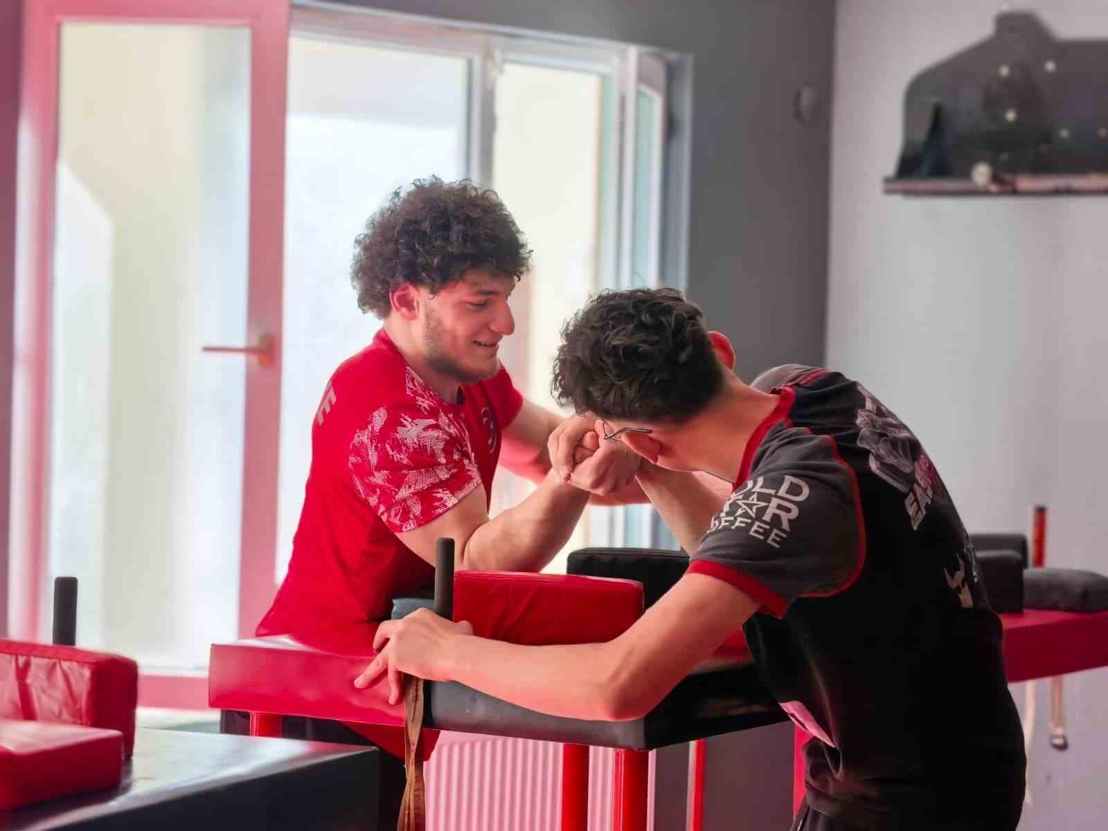 İneg&ouml;l&rsquo;den d&uuml;nyaya uzanan şampiyonluklar hikayesi
