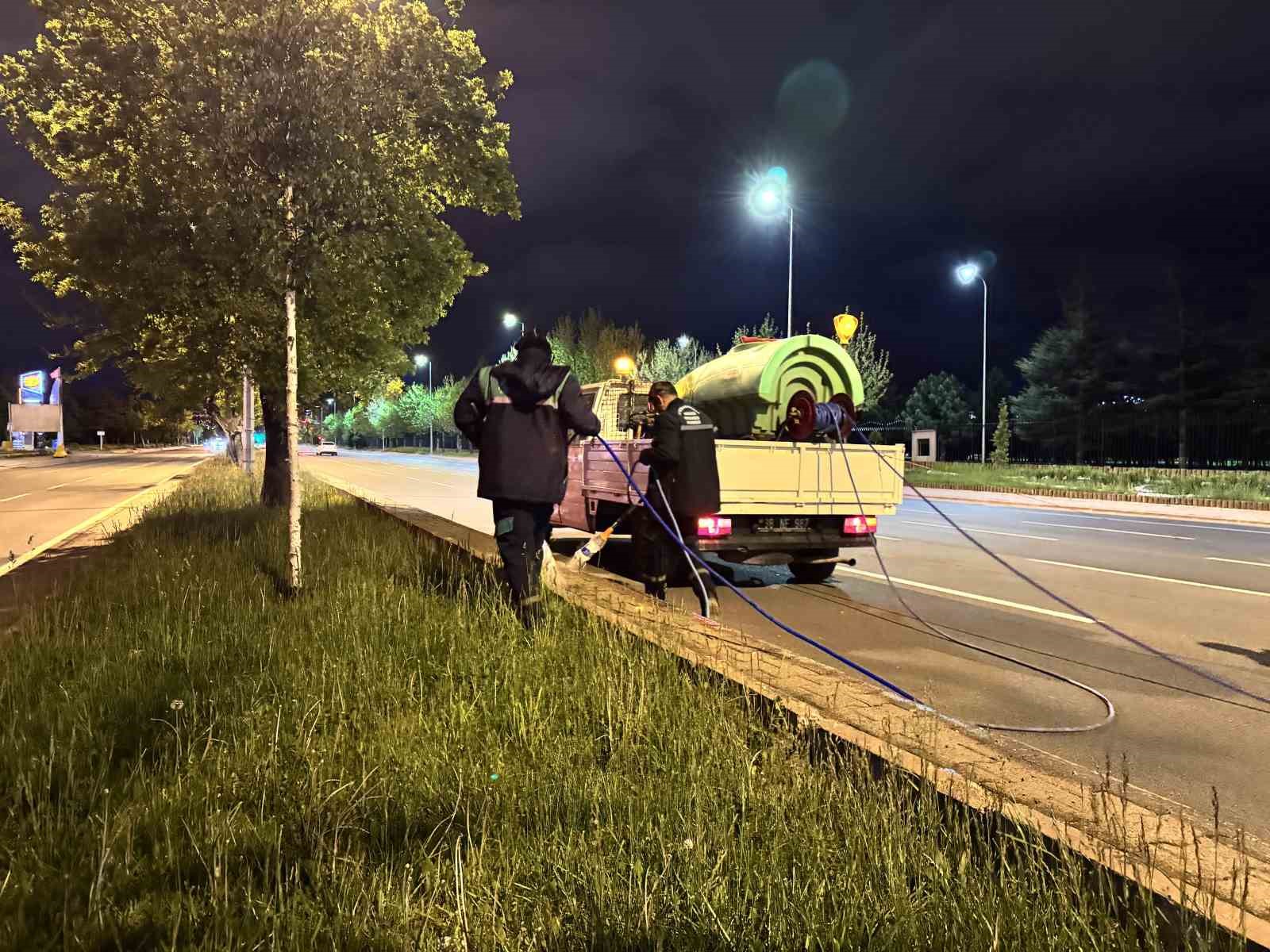 Kayseri’de ilaçlama çalışmaları aralıksız sürüyor