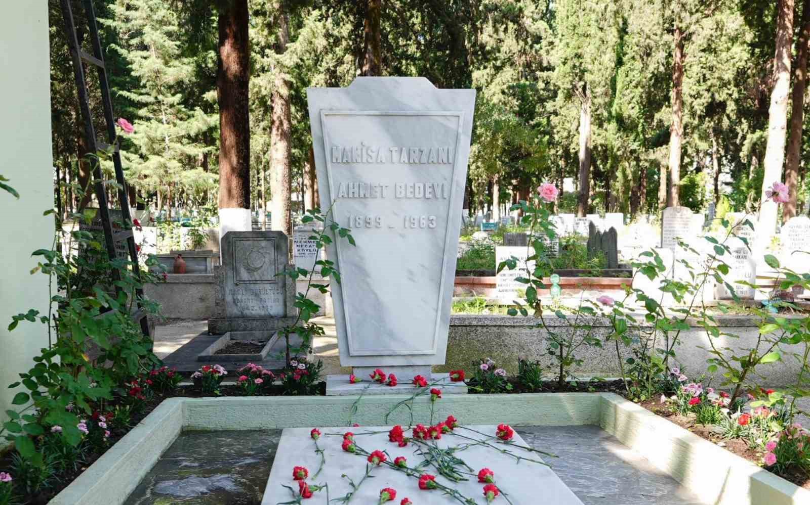 Manisa Tarzanı Ahmet Bedevi dualarla anıldı
