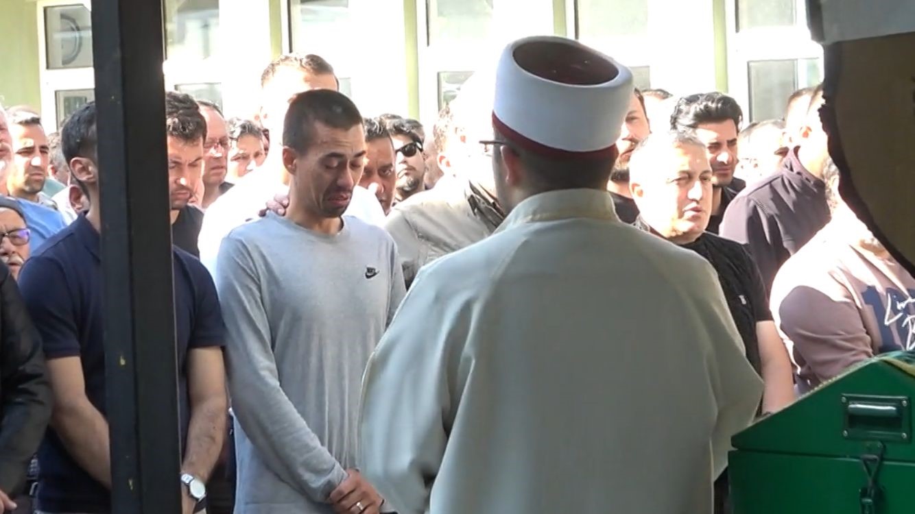 Kazada hayatını kaybeden Prof. Dr. İsmail Kır son yolculuğuna uğurlandı