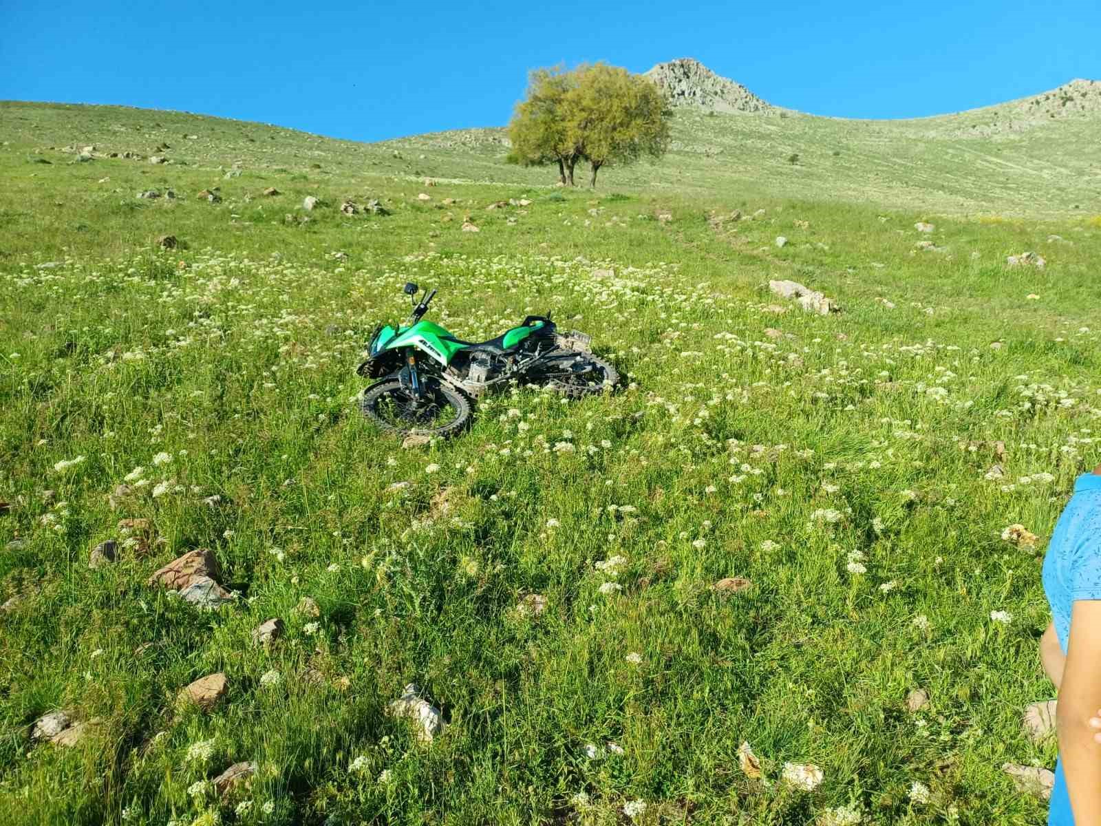 Kaza geçiren motosiklet sürücüsüne hava ambulansı