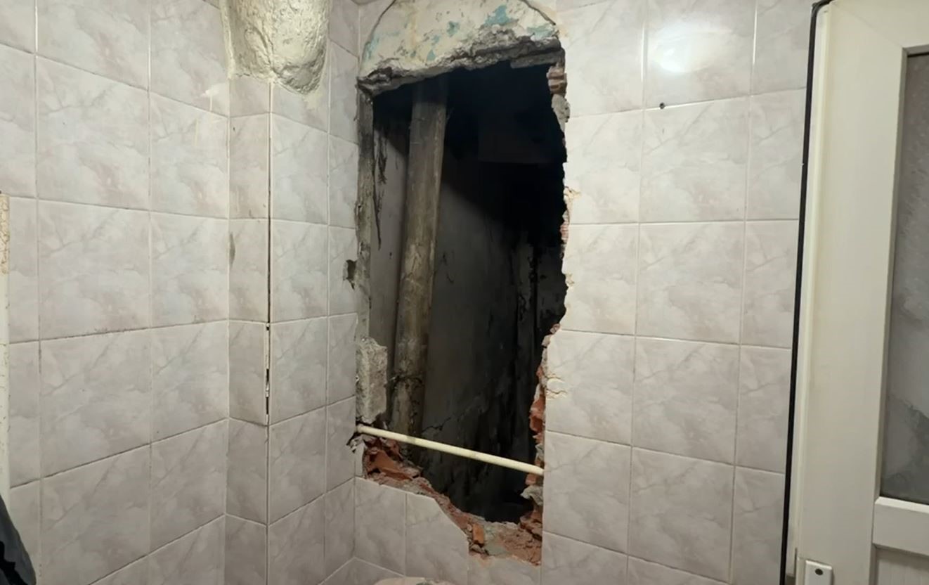 Fatih’te Türkmenistanlı kadın 5’inci kattan düşerek hayatını kaybetti