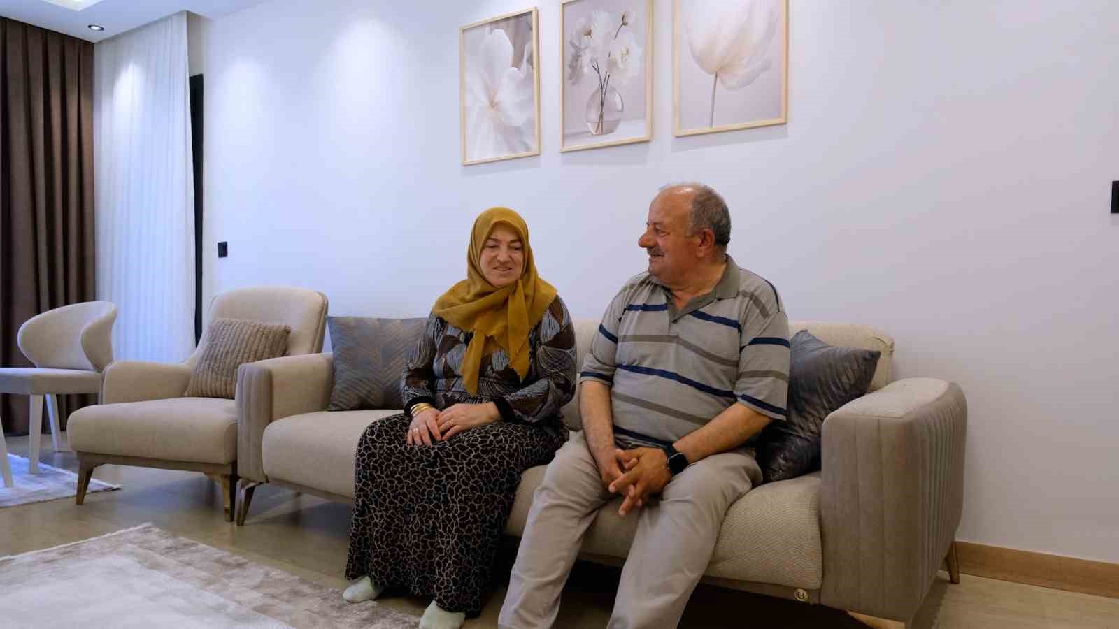 Bakan Kurum: "Vatandaşlarımız devletine g&uuml;vendi, sağlam yuvalara kavuştu"
