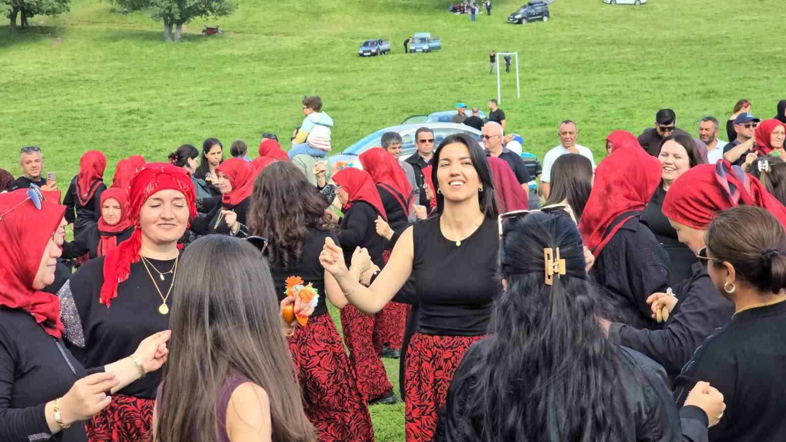 Sındırgı Yaylalarında birlik ve beraberlik şöleni