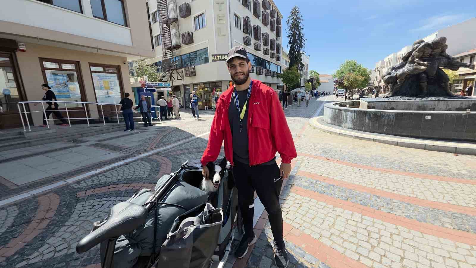 Filistin için pedal çeviriyor: Berlin’den Tokyo’ya uzanan yolculuk Edirne’den geçti