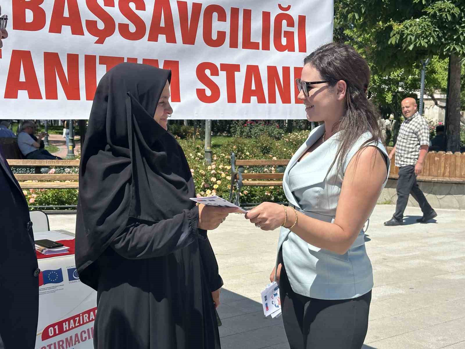 Burdur’da Uzlaştırma Haftası’nda vatandaşlara bilgilendirme standı