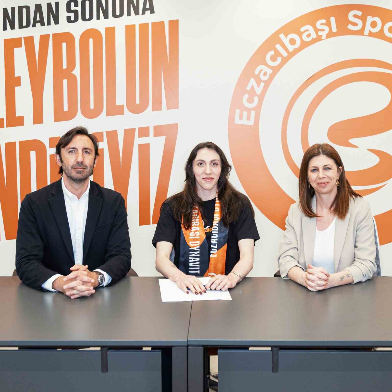 Eczacıbaşı Dynavit, Aslı Kalaç’ı kadrosuna kattı