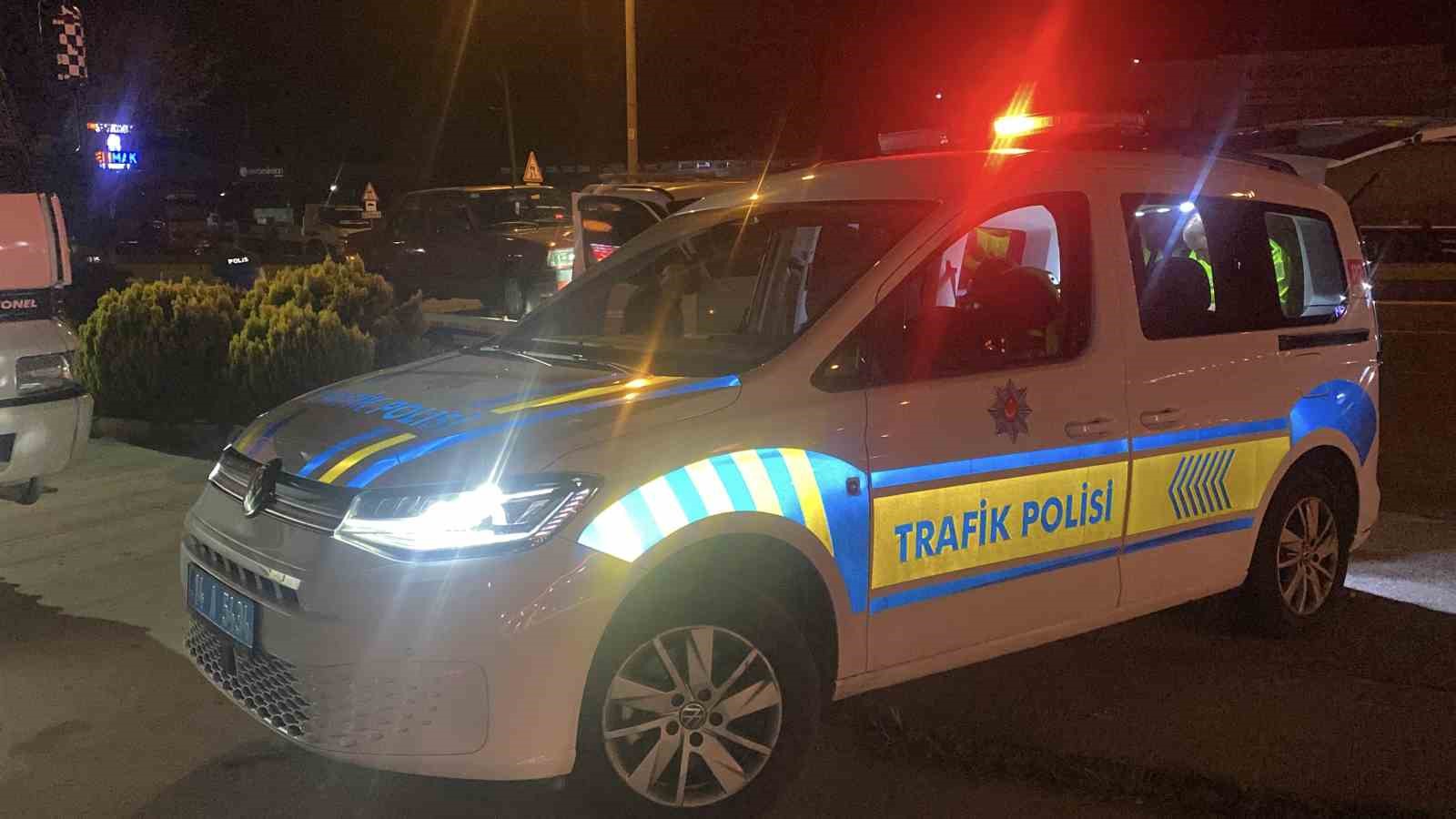 Bolu’da polisten 2 kilometre kaçıp izini kaybettirdi: 200 bin lira ceza yedi