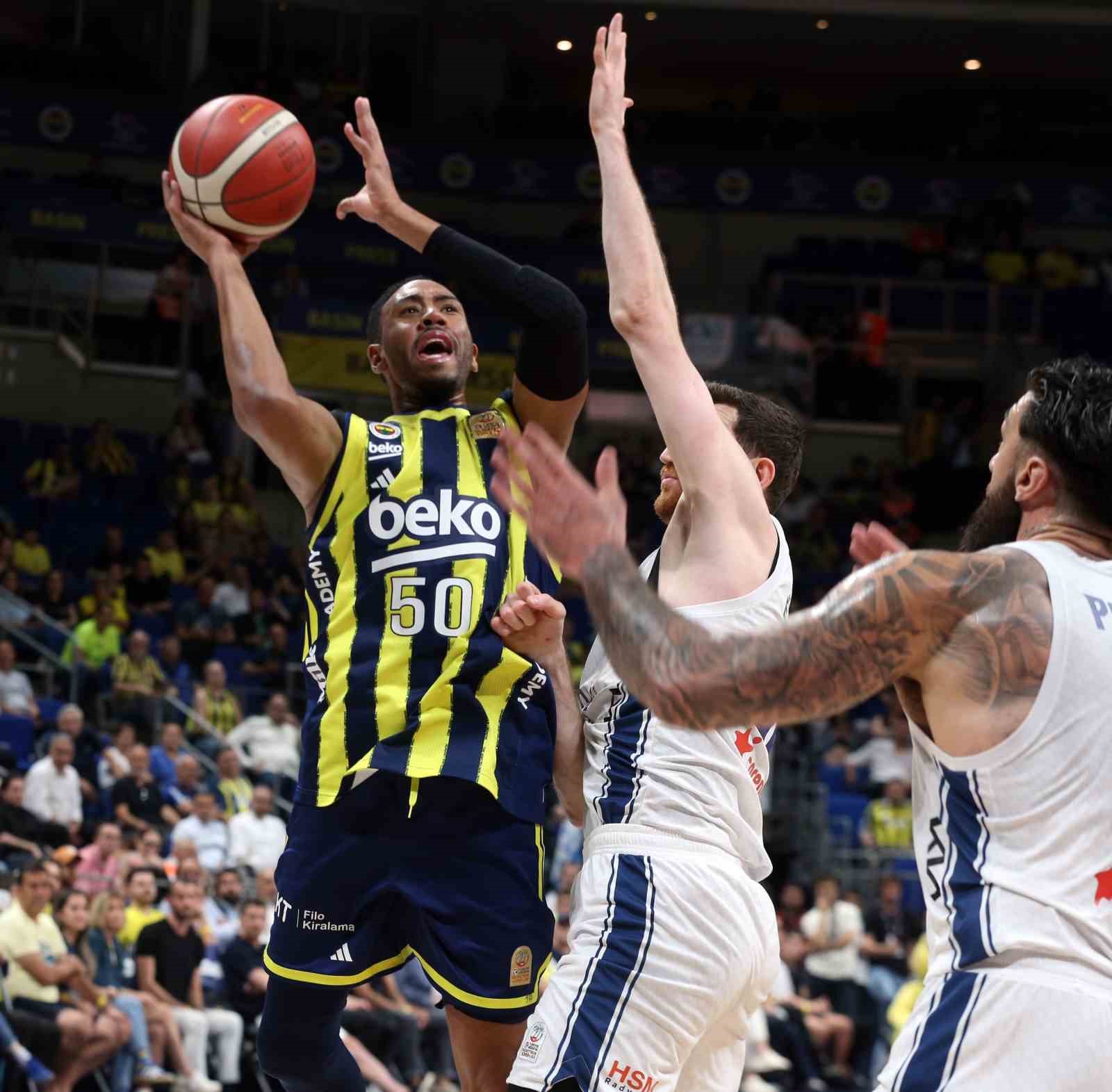 Basketbol Süper Ligi: Fenerbahçe: 60 - A. Efes: 59