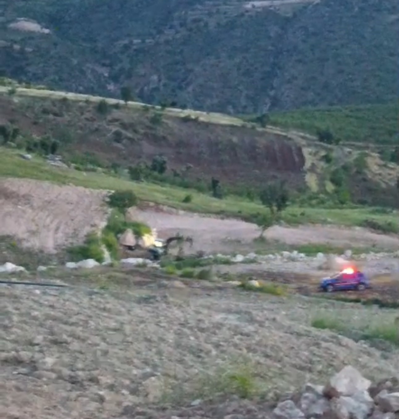 Siirt’te yürek burkan kaza: Babasının kullandığı kepçenin altında kalan minik çocuk hayatını kaybetti