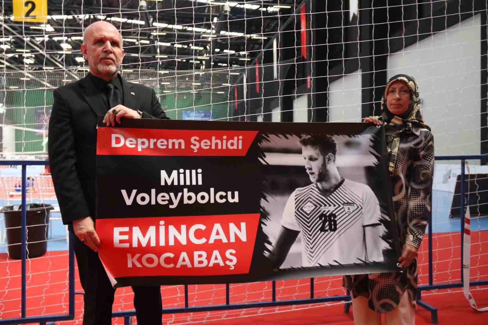 Depremde hayatını kaybeden Eskişehirli voleybolcunun ismi sezona verildi