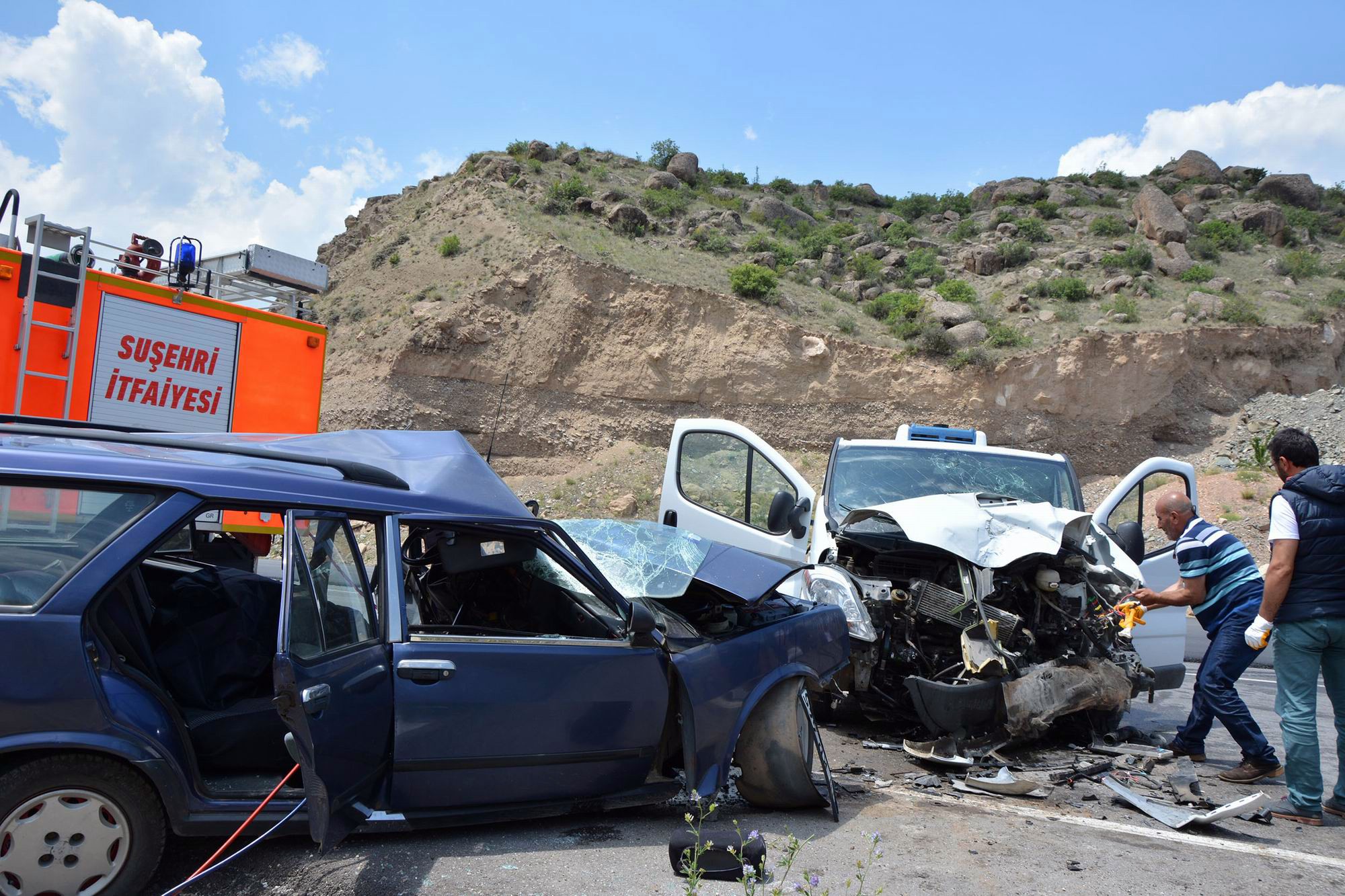 Sivas Ta Trafik Kazası 1 ölü 1 Yaralı