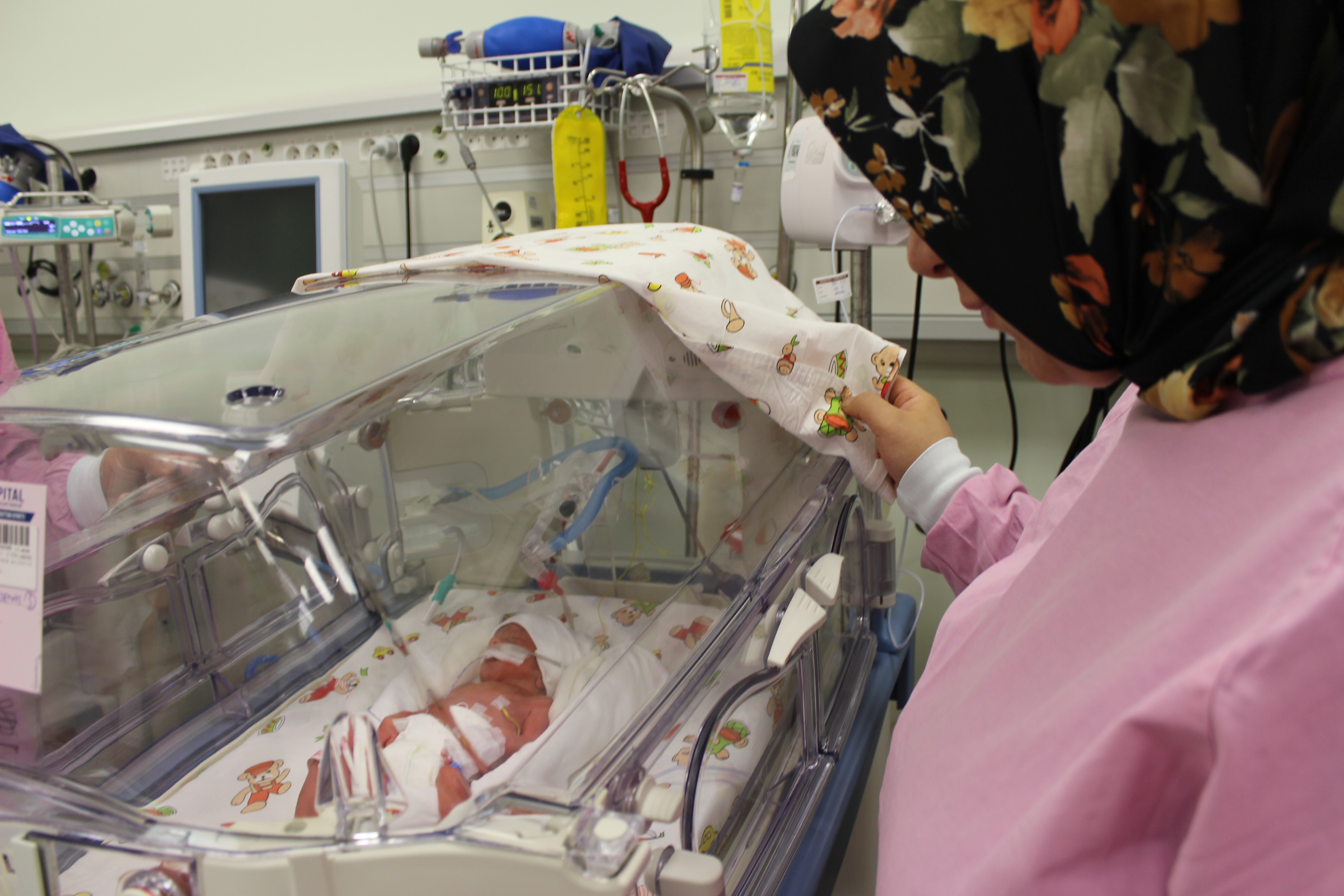 Ödemiş çiftine �Beşiz bebek� sürprizi Ödemiş çiftine �Beşiz bebek� sürprizi