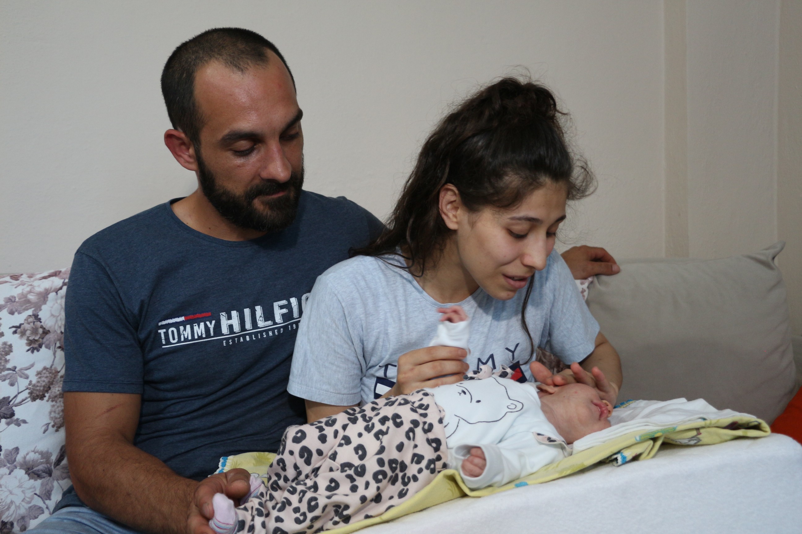 Doktorların �Ölür� dedikleri 2 kafalı doğan bebekleri için