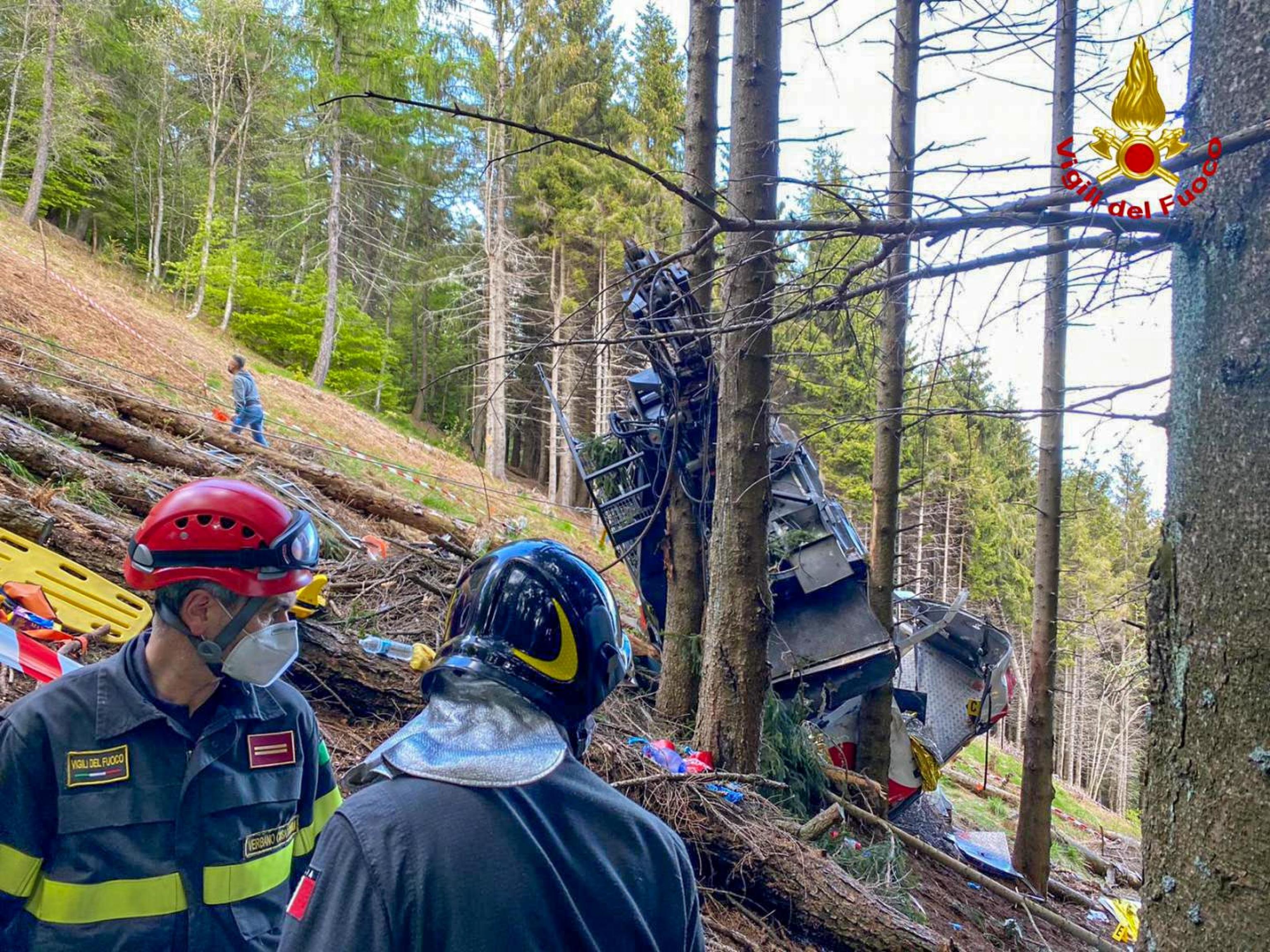 Italya Daki Teleferik Kazasinda Yarali Kurtulan 9 Yasindaki Cocuk Hayatini Kaybetti Asasmedya