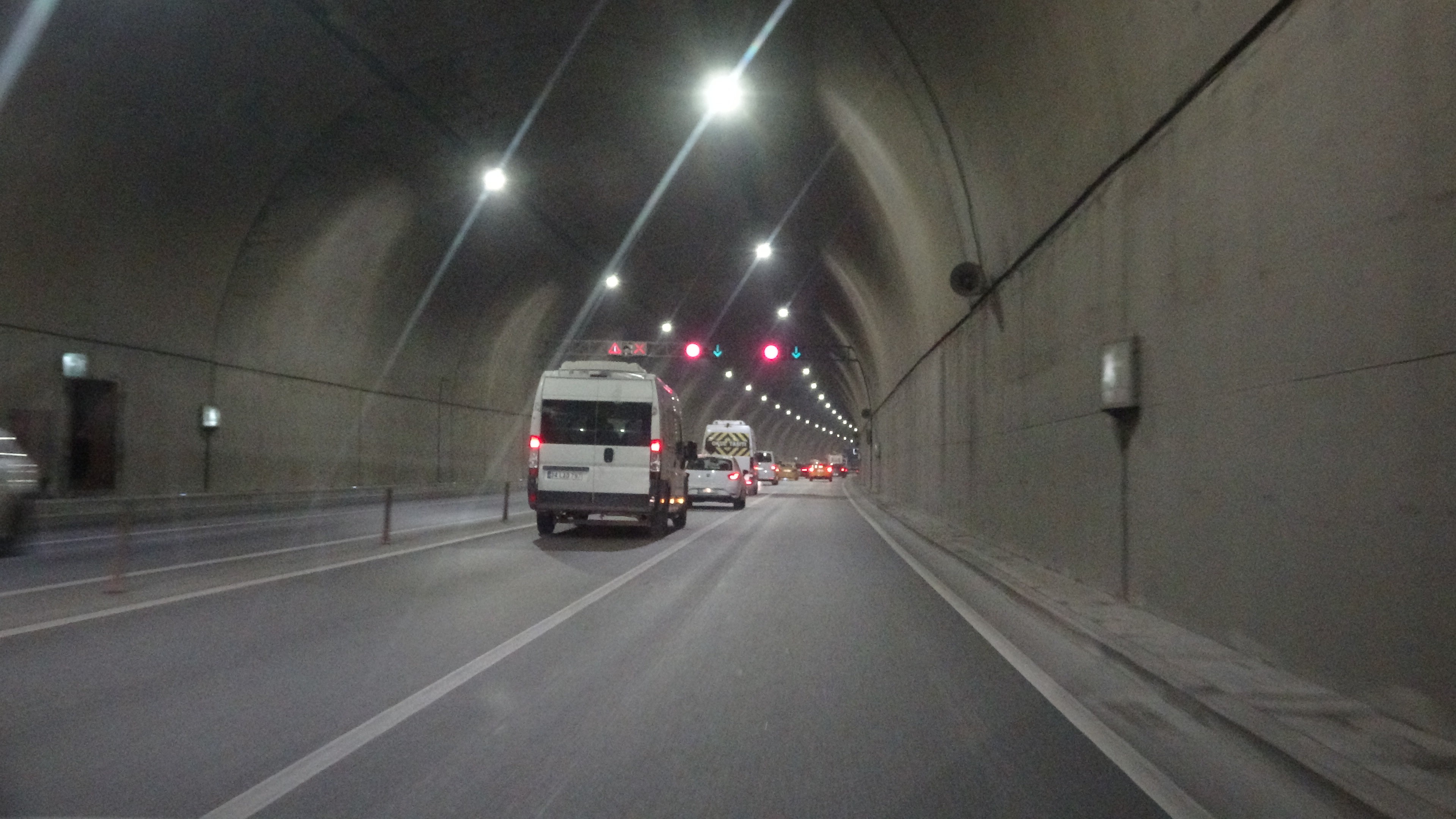İstanbul Sabiha Gökçen Havalimanı’ndaki �dağsız tünel� olay olmuştu