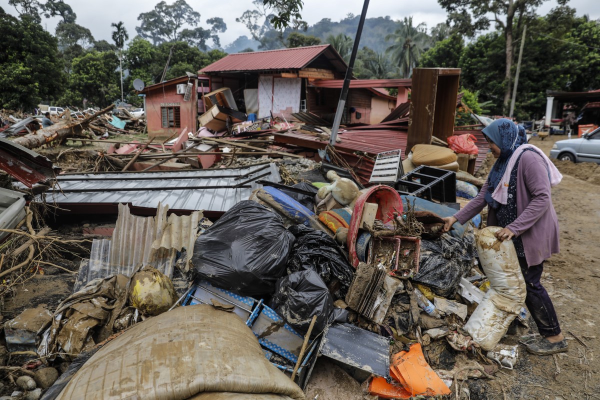 Malezya'daki sel felaketinde bilanço ağırlaşıyor: Çok sayıda ölü ve yaralı var