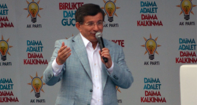 Davutoğlu: &#039;Bizim idealimiz ambalaja sığmayacak kadar büyük&#039;