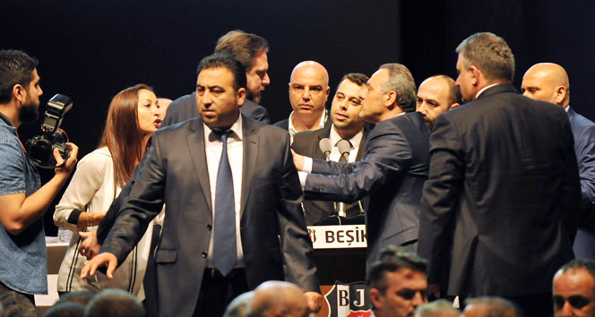 Beşiktaş kongresinde büyük gerginlik