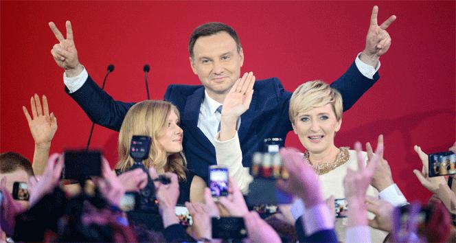 Polonya’da cumhurbaşkanlığı seçimlerini Duda kazandı