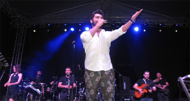 Yusuf Güney Tokat’ta hayranlarını coşturdu