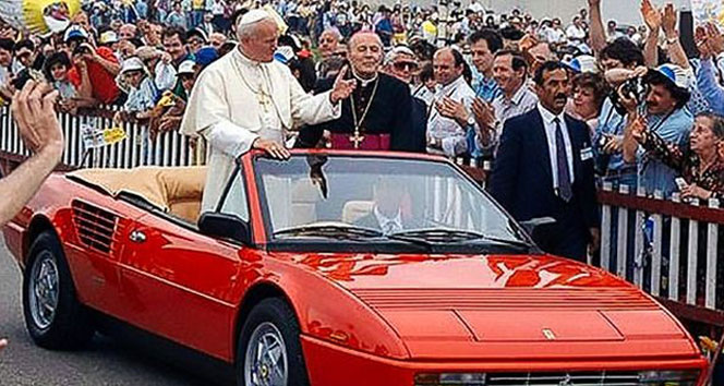 Dünya basını: ‘Papa dünyanın en zengin insanı’